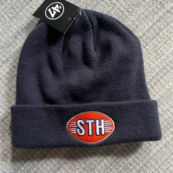 Chicago Bears 47 Brand navy blue winter hat. New with tags! - Picture 3 of 7